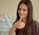 Natalia, kosmetolog w klinice Dobry Wzrok w Gdańsku — zaproszenie na zabiegi kosmetologiczne